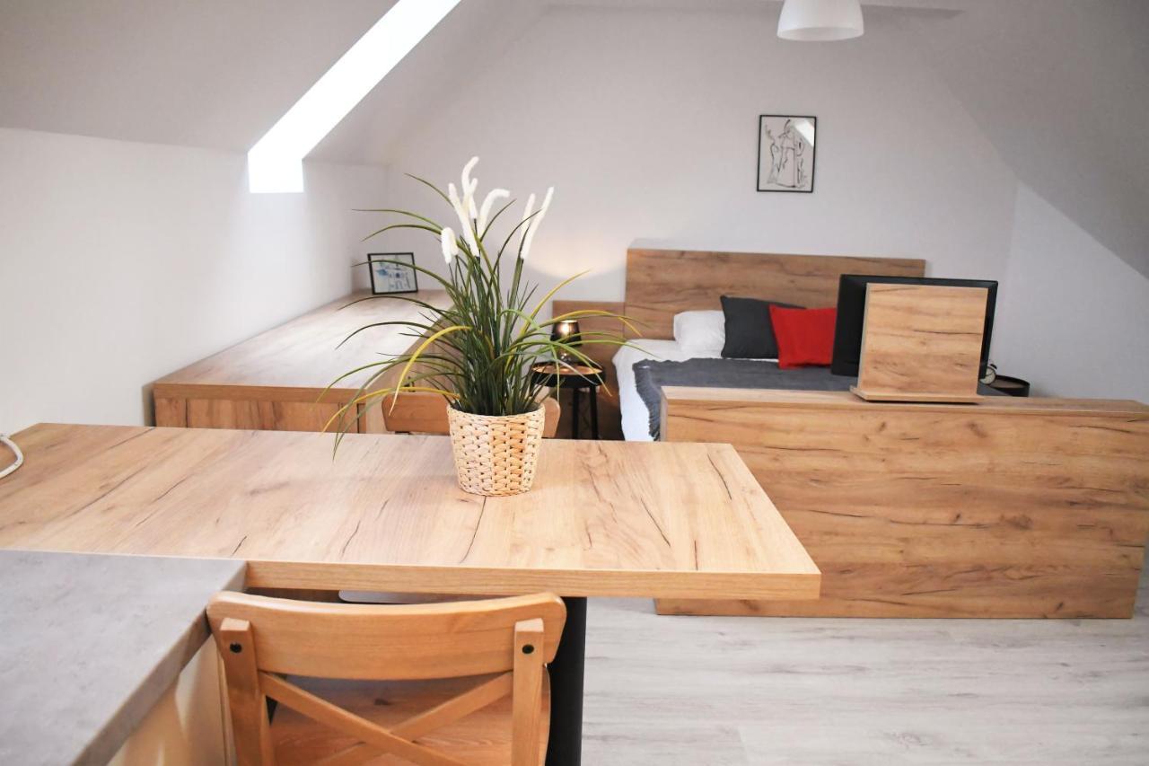 Vatus Apartmanhaz Vac Ngoại thất bức ảnh