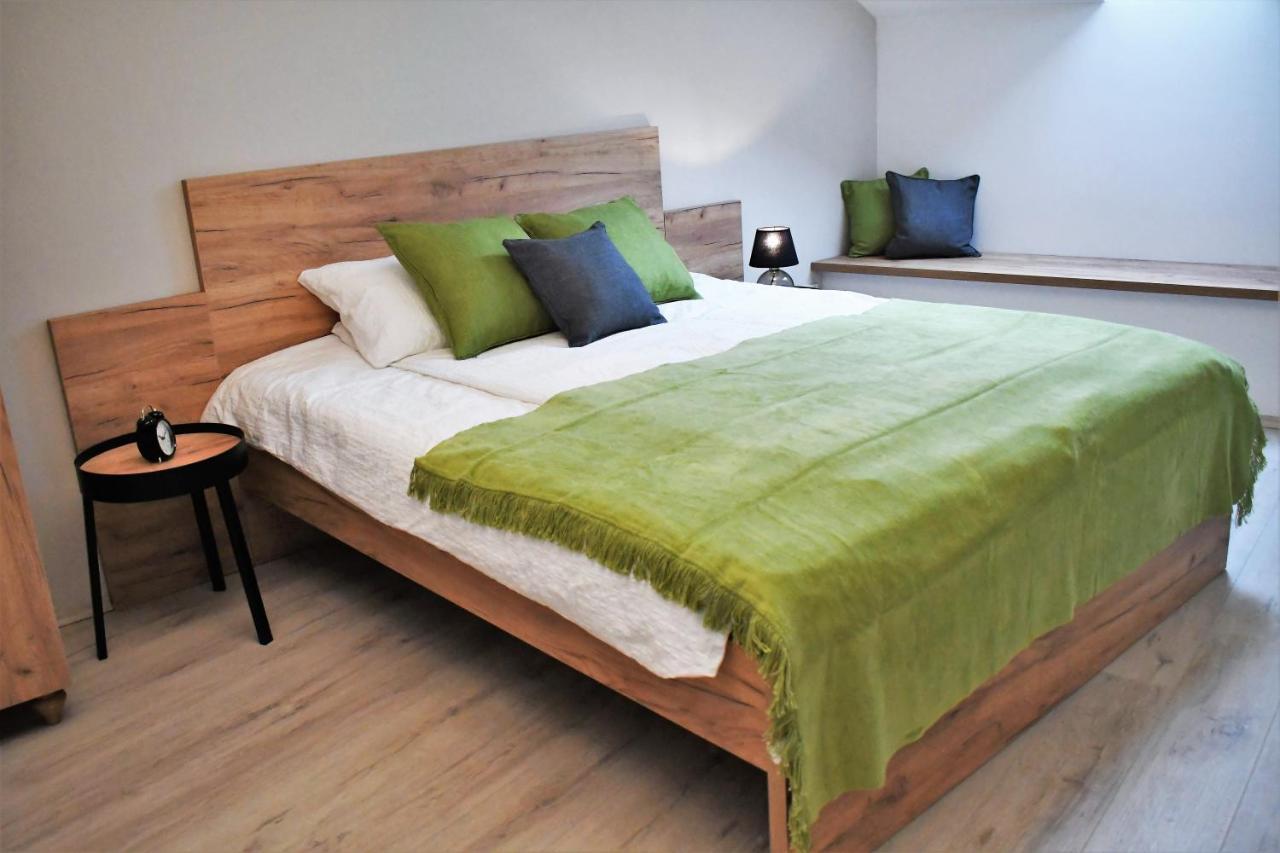 Vatus Apartmanhaz Vac Ngoại thất bức ảnh