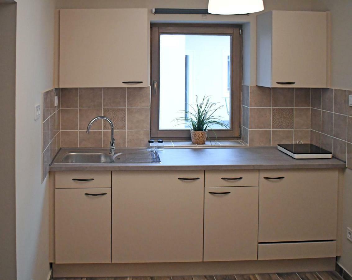 Vatus Apartmanhaz Vac Ngoại thất bức ảnh