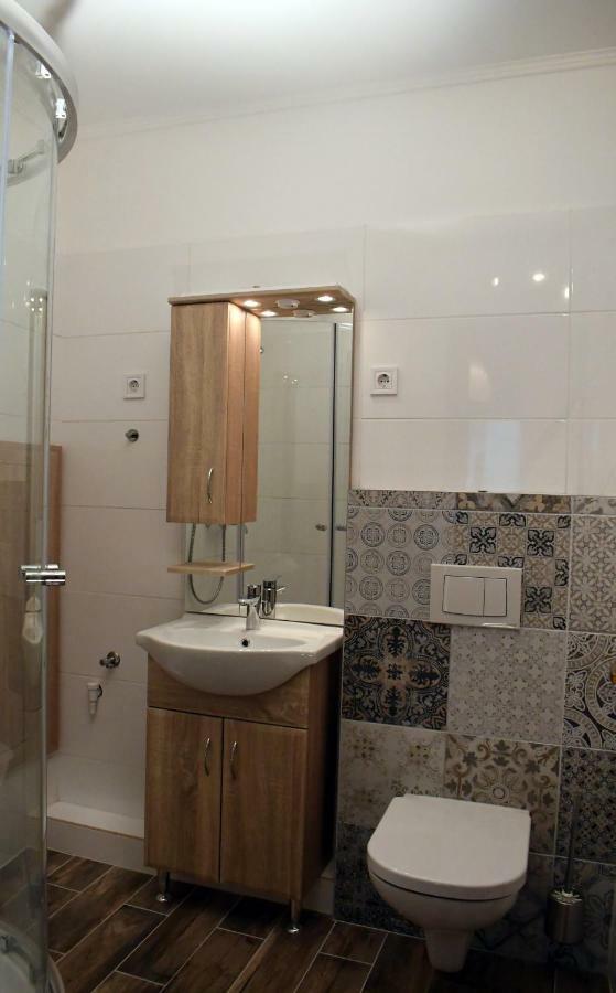 Vatus Apartmanhaz Vac Ngoại thất bức ảnh